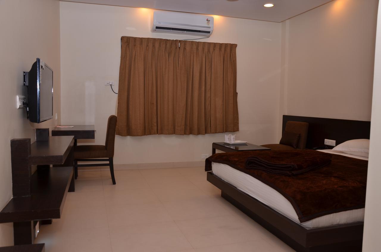 Mohini Royal Hotell Jharsuguda Eksteriør bilde
