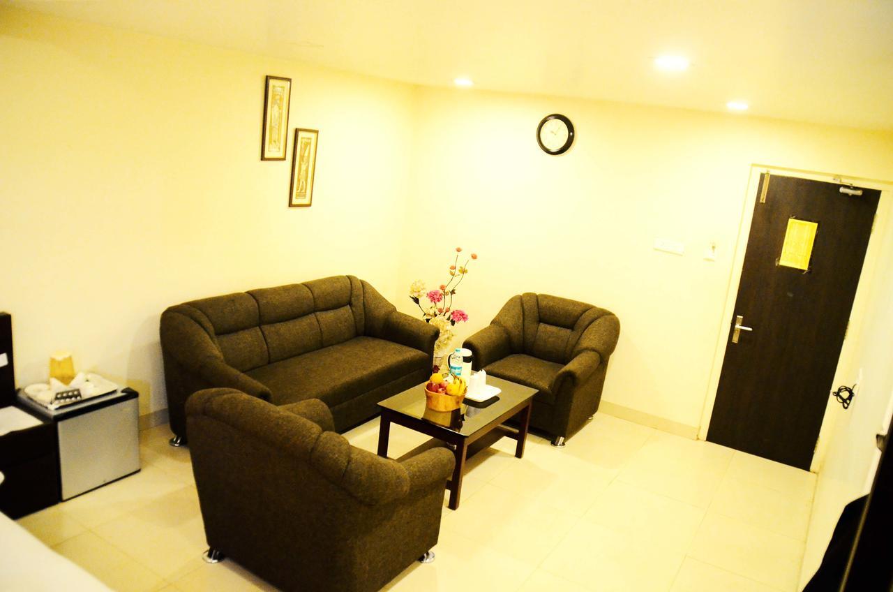 Mohini Royal Hotell Jharsuguda Eksteriør bilde